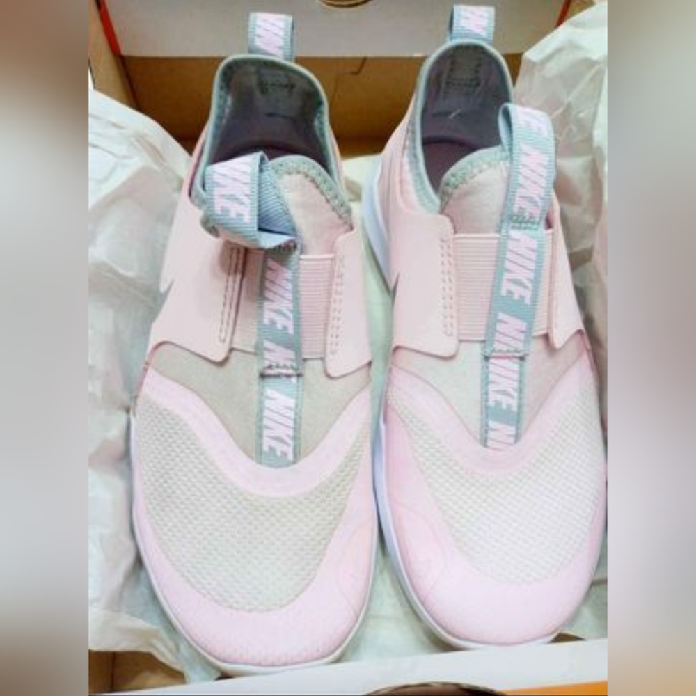 Little girls Nike Flex Runner